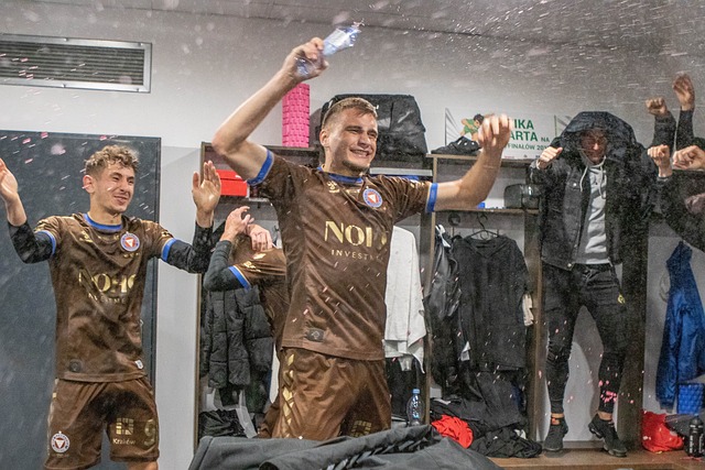 我们看到 我们看到